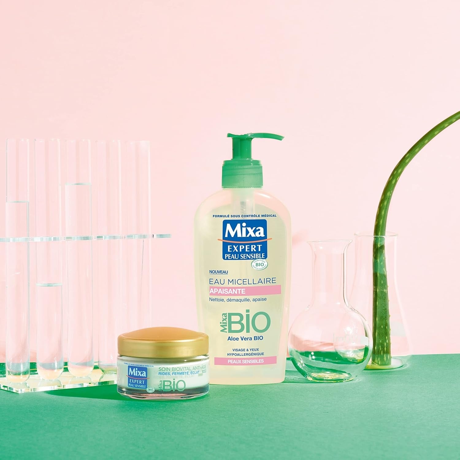 Mixa Eau Micellaire Visage et Yeux Peaux Sensibles Aloe Vera Bio 200 ml