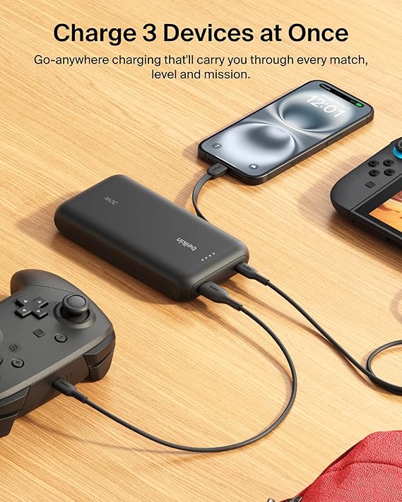 Belkin Gaming batterie externe 20000 mAh et 30 W PD avec câble intégré