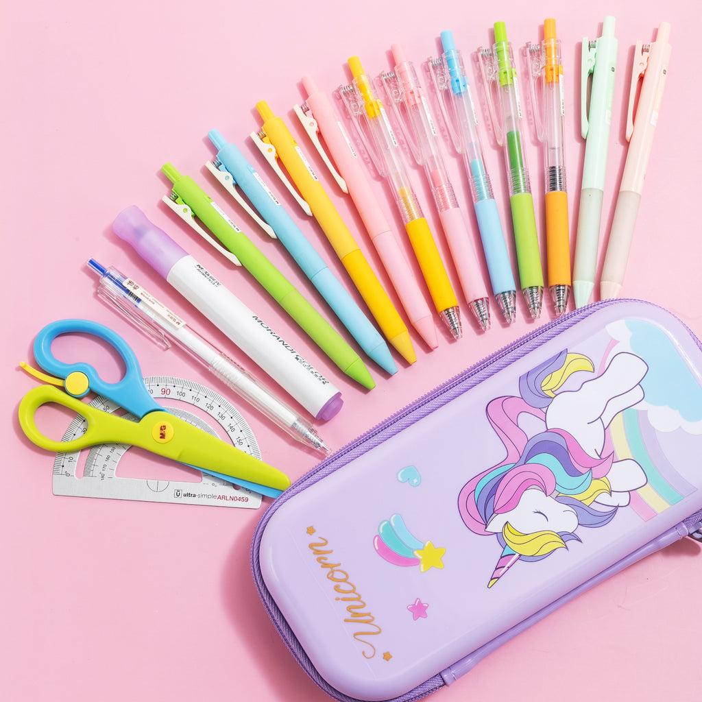 M&G Trousse à crayons licorne, Design mignon, Grande capacité, Pochette à crayons, Sac à crayons portable à main, Organisateur de papeterie scolaire pour filles, Bureau et école, Couleur aléatoire