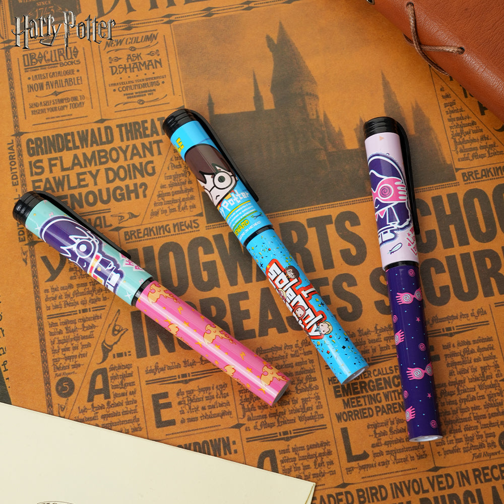Warner Bros. Lot de 3 stylos Harry Potter à personnages stylisés mignons sous licence officielle encre bleu-noir Monde des sorciers cadeau de papeterie