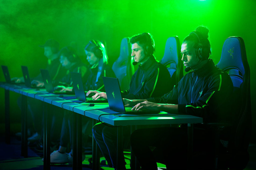 Razer Kraken V2 Professional Edition - Édition 2023, Bluetooth, Casque circum-aural