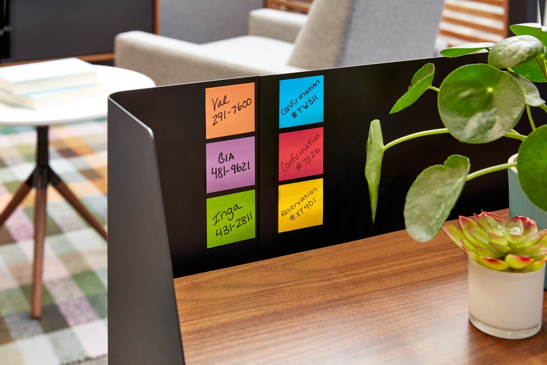 Post-it® Distributeur de notes Z , motif chat, blanc + Notes Z super adhésives Post-it®, rose, 76 mm x 76 mm, 90 feuilles/feuille, 1 feuille/lot