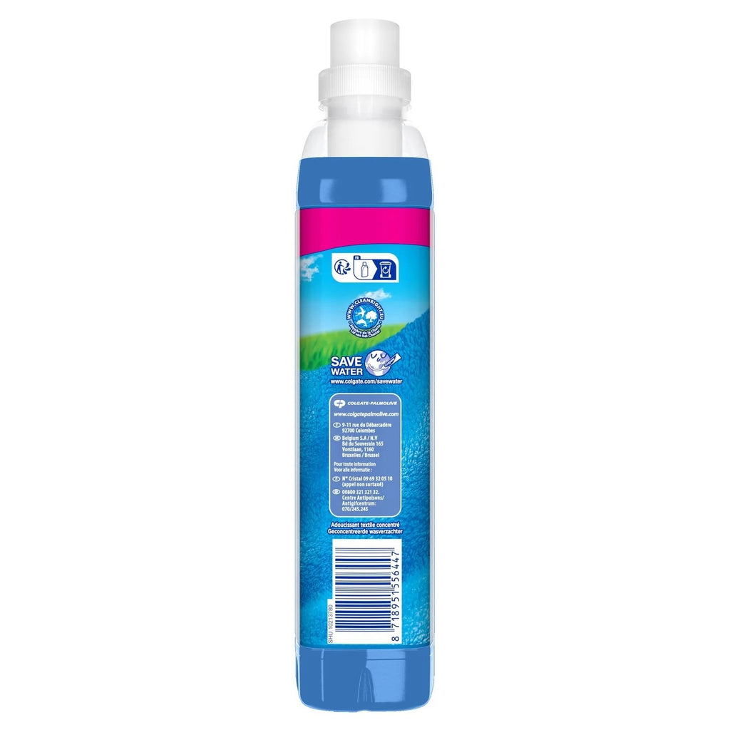 SOUPLINE Grand Air Adoucissant Concentré, Fraîcheur 30 Jours, 64 Lavages, 1,35 L