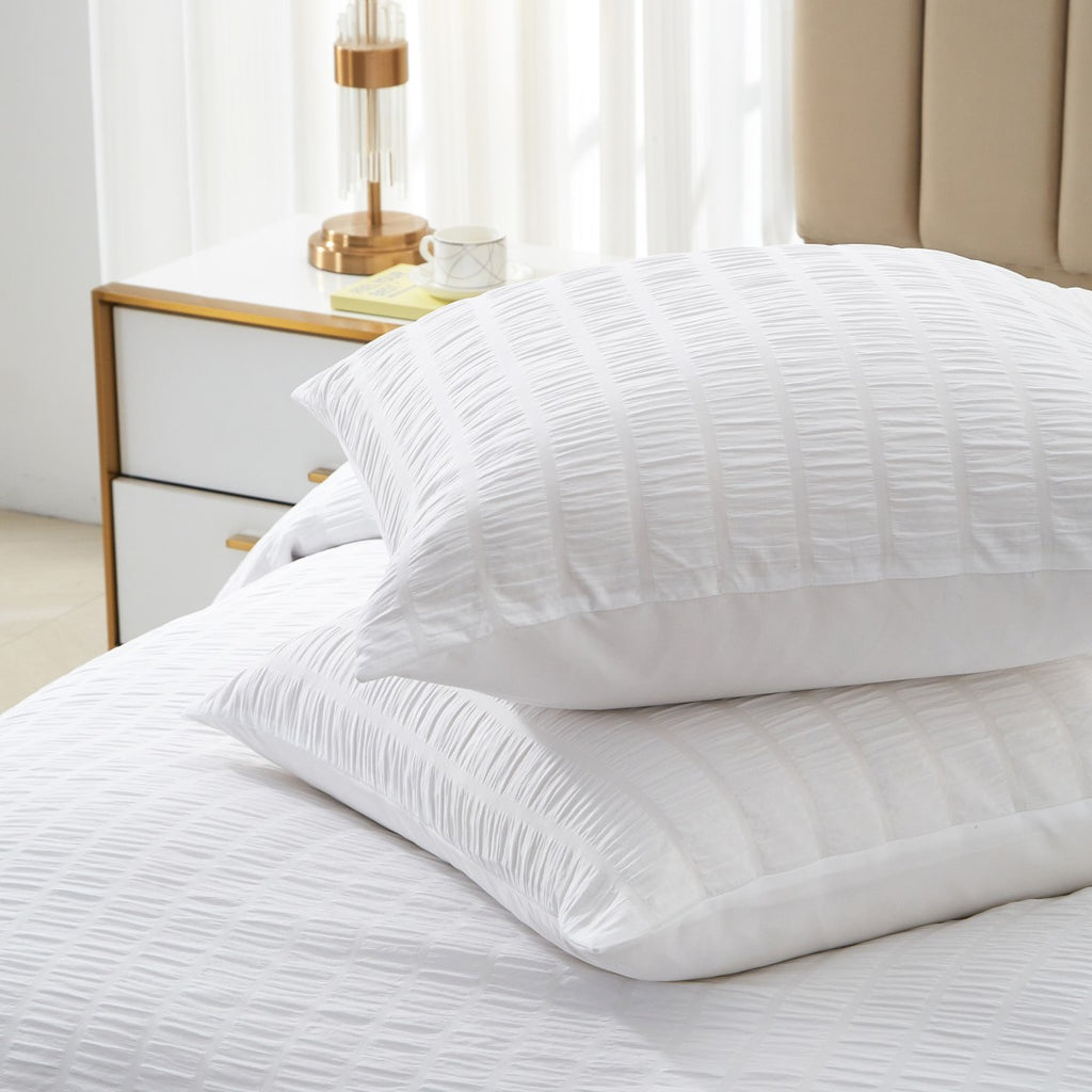 MEEALLHOME Parure de lit Seersucker blanc - 1 housse 155 x 220 cm et 2 taies 80 x 80 cm