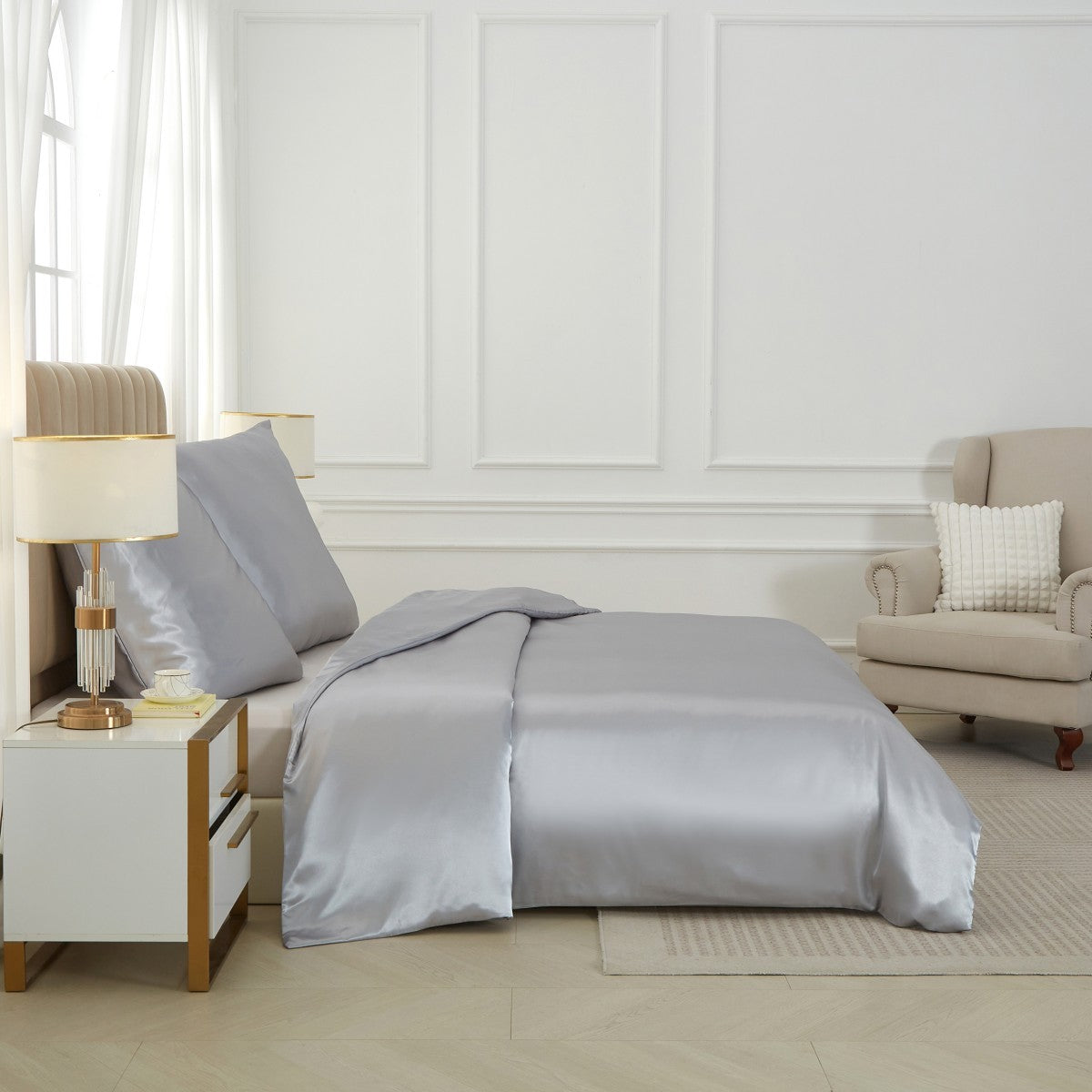 MEEALLHOME Parure de lit satinée gris - 1 housse 260 x 240 cm et 2 taies 65 x 65 cm
