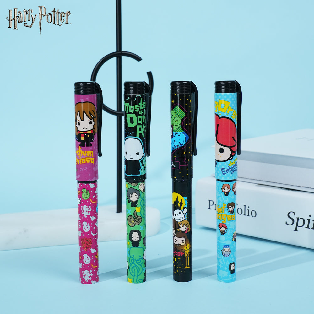 Warner Bros. Lot de 4 stylos Harry Potter sous licence officielle mini-personnages mignons Monde des sorciers papeterie de collection cadeau