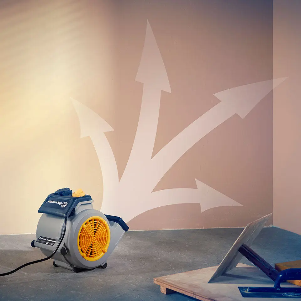 Vacmaster AM1202 Air Mover – Ventilateur de sol 124 W, 3 vitesses, débit d'air 245 L/s, inclinaison réglable, connexion en série jusqu'à 12 appareils, pour séchage, refroidissement et ventilation