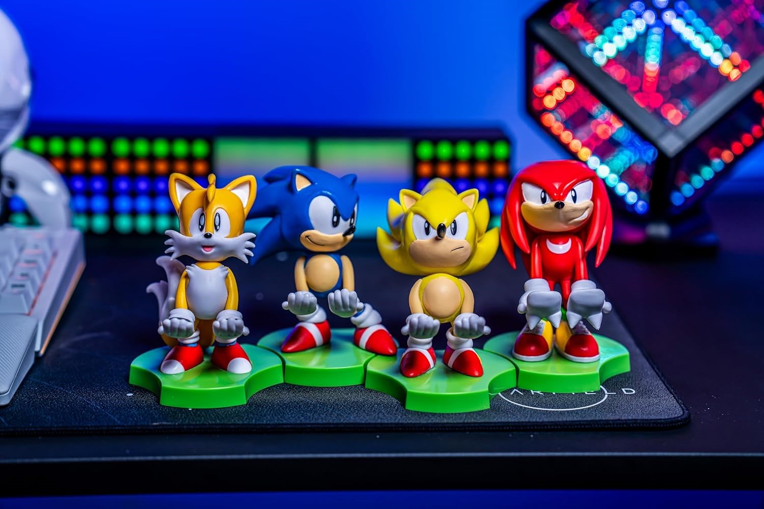 Cable Guys Sonic The Hedgehog Figurine Holdem Sliding Sonic - Support écouteurs, smartphone ou petit accessoire - 11 cm