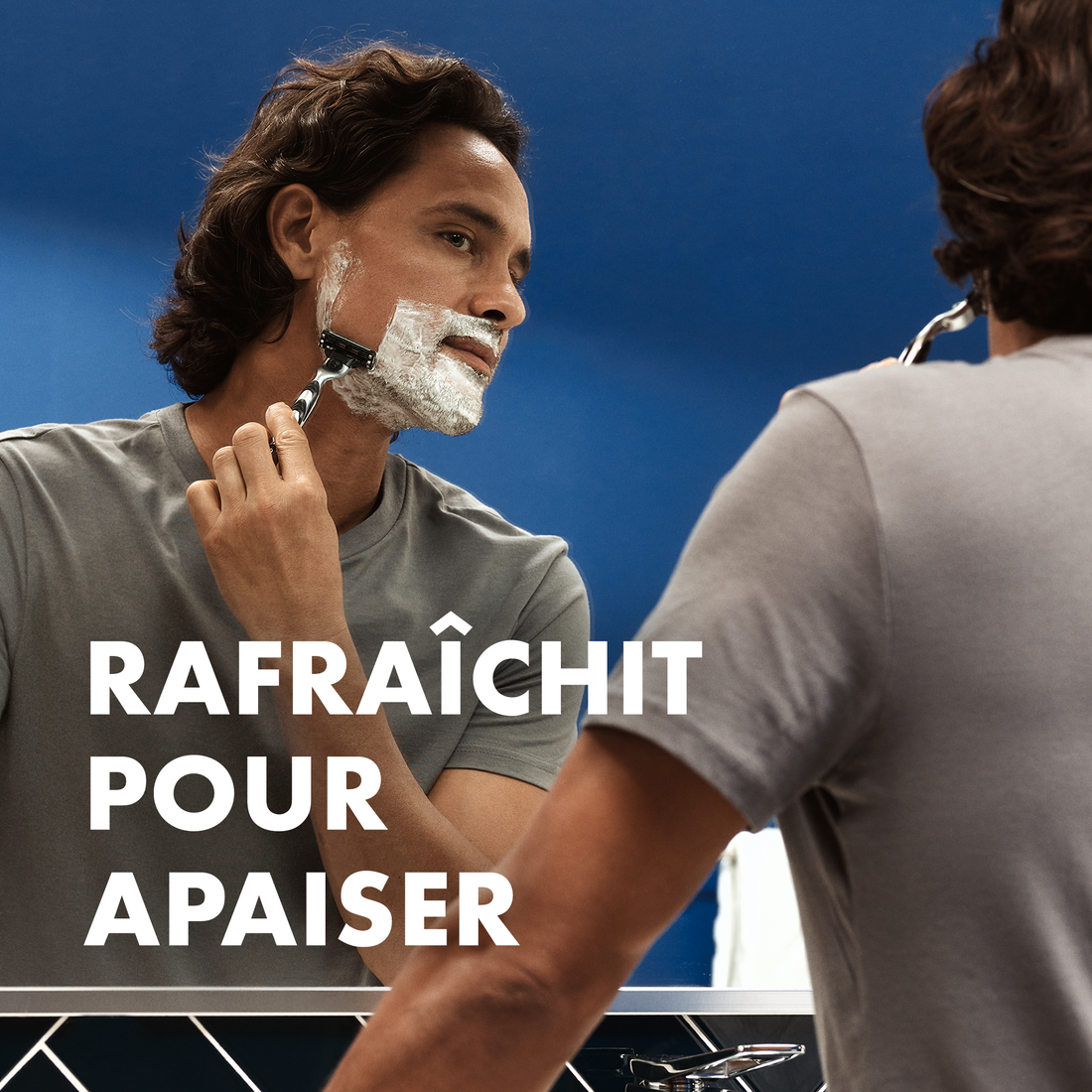 Gillette Mousse à Raser Homme, pour la Peau Sensible, 250ml | Formule Apaisante à l’Aloe Vera, Parfum Masculin, Contre Brûlures, Rougeurs, Coupures
