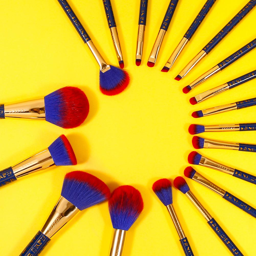 DOCOLOR Kit de 19 pinceaux de maquillage - Thème Égypte