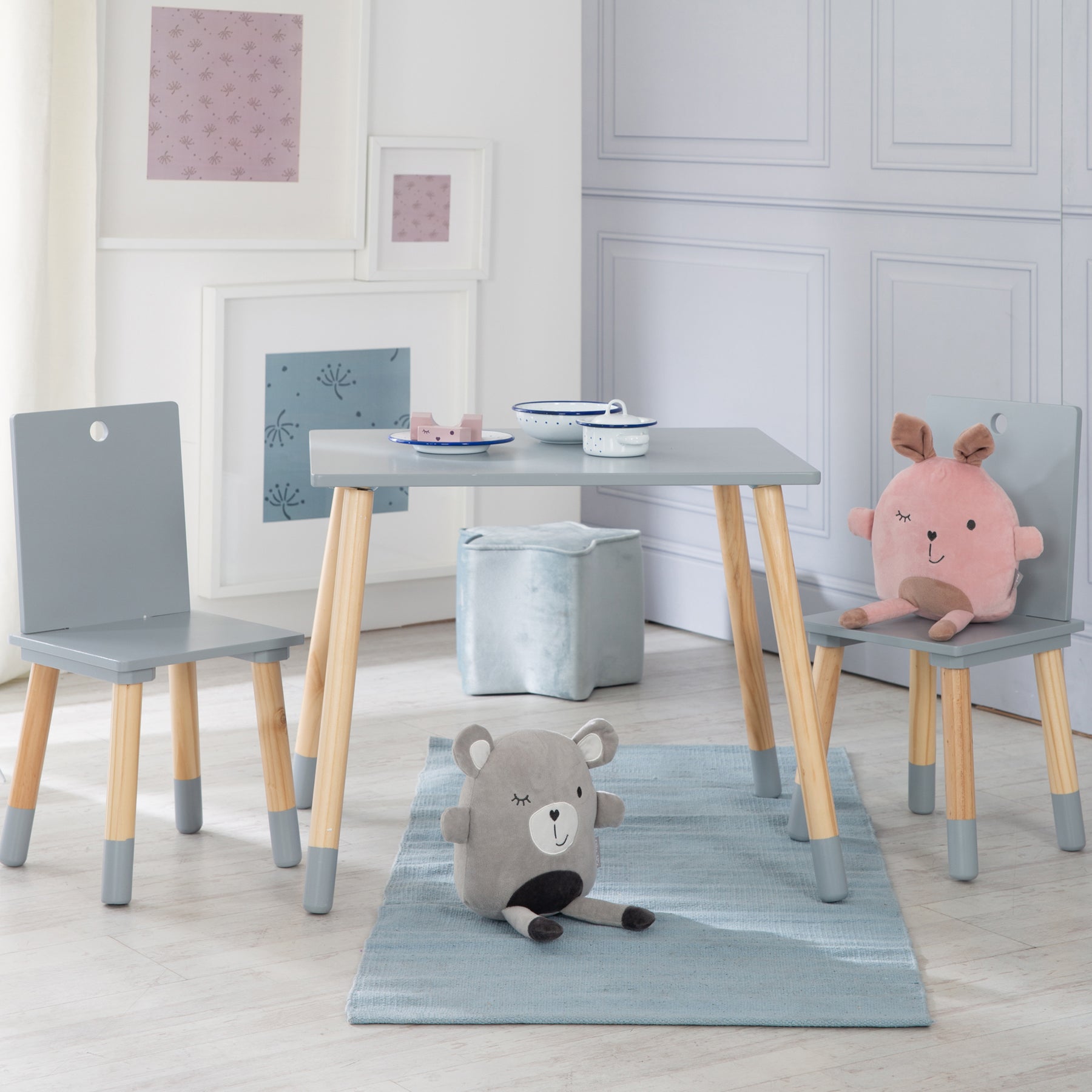 roba Ensemble Table et 2 Chaises pour Enfants avec Pieds en Bois Massif (Style Scandinave / Naturel & Gris)