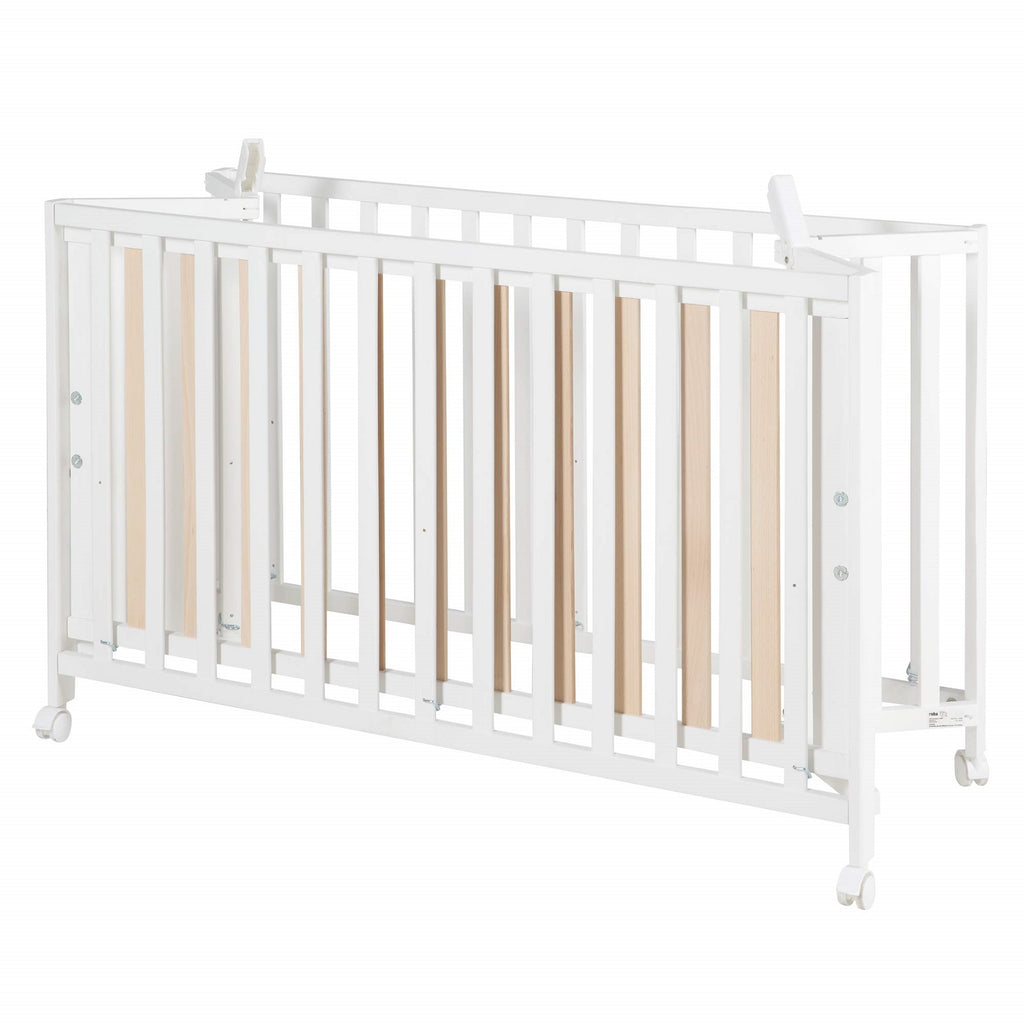 roba Lit bébé pliant en hêtre 60 x 120 cm avec roulettes avec freins (Blanc)roba Lit bébé pliant en hêtre 60 x 120 cm avec roulettes avec freins (Blanc)