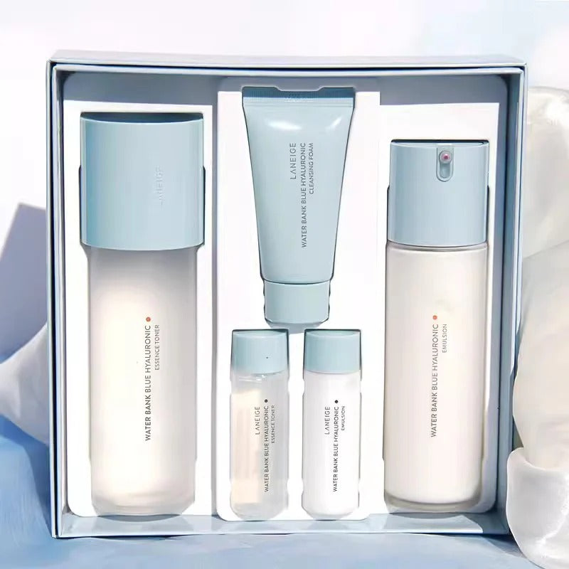 LANEIGE Water Bank Blue Hyaluronic Coffret Essentiel 2 Étapes (Peaux Normales à Sèches) – 5 Pièces
