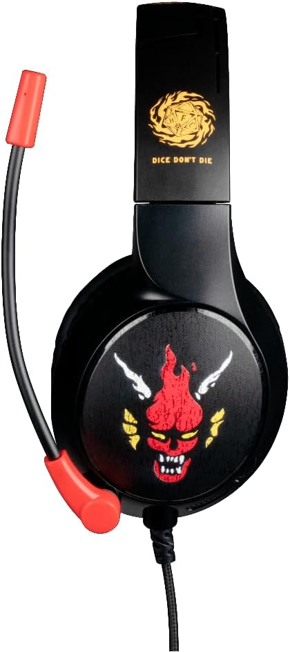 KONIX Stranger Things Casque de jeu circum-aural filaire pour PC, PS5, Switch 2 et Xbox - Microphone - Câble 1,5 m - Connecteur 3,5 mm - Motif Hellfire Club