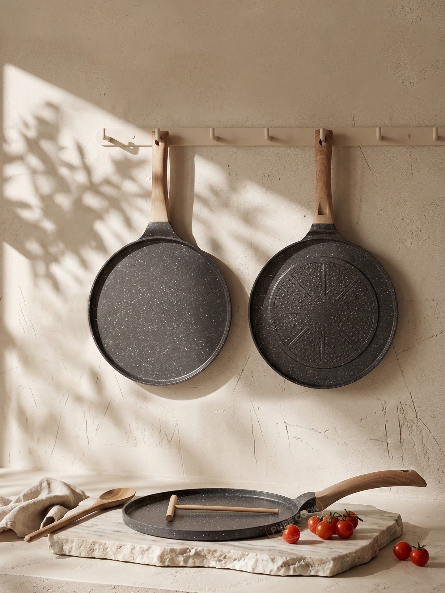 PURE COOK Poêle à frire antiadhésive avec manche en bois | 26 cm | Poêle en aluminium à revêtement marbre | Légère et facile à nettoyer