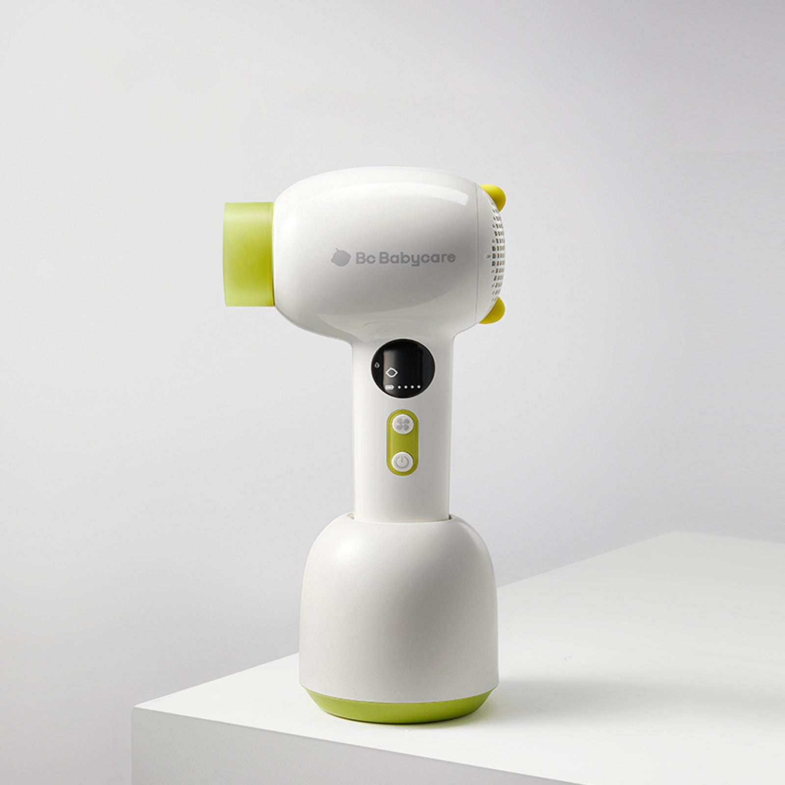 Bc Babycare Sèche-cheveux sans fil 4-en-1 et sèche-cheveux bébé, Faible bruit <60 dB, Rayonnement proche de 0, Température constante 100 °F, 10 millions d'ions négatifs