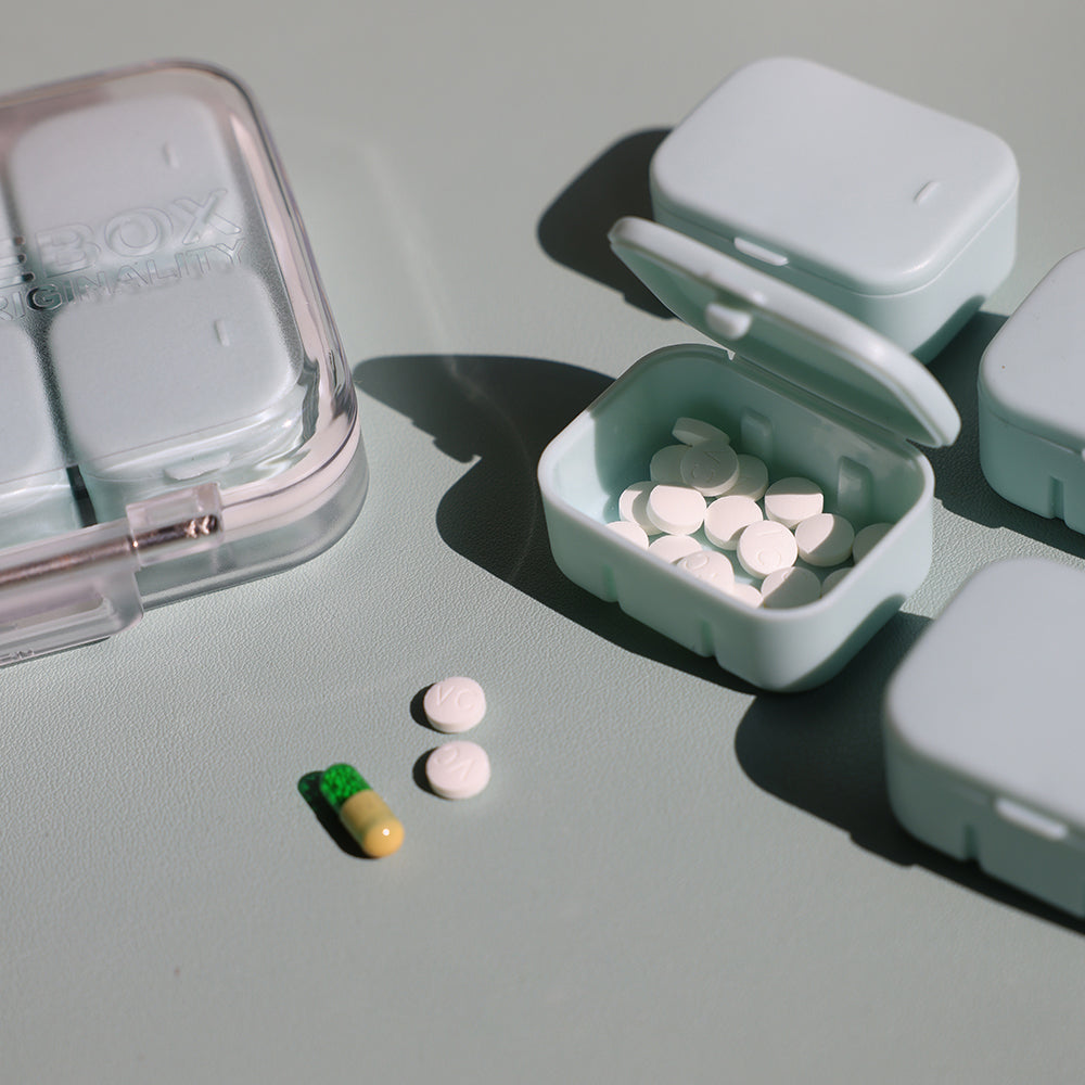 GAONLY Pilulier 4/6 compartiments à assemblage libre, organiseur de médicaments de voyage 10 jours, pilulier portable étanche, étui quotidien pour médicaments, vitamines