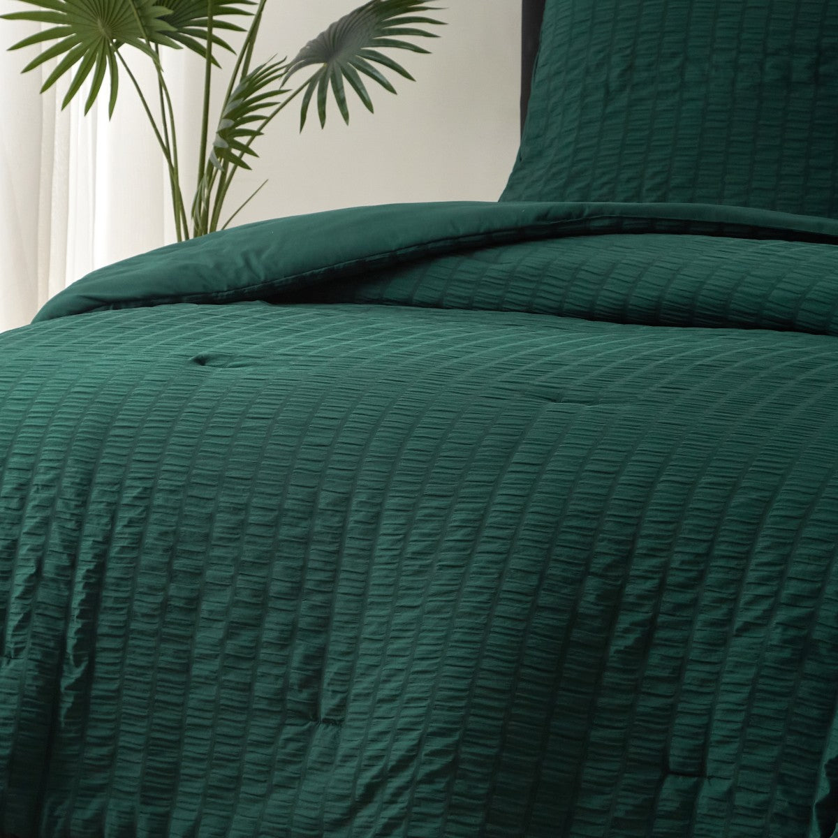 MEEALLHOME Parure de lit texturée Seersucker vert foncé - 1 housse 135 x 200 cm et 1 taie 80 x 80 cm