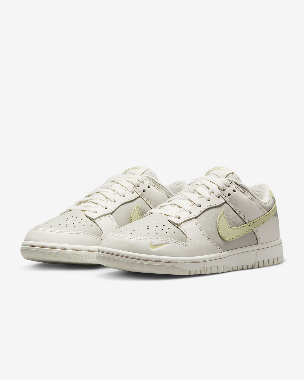 Nike Baskets Dunk Low beige/vert femme