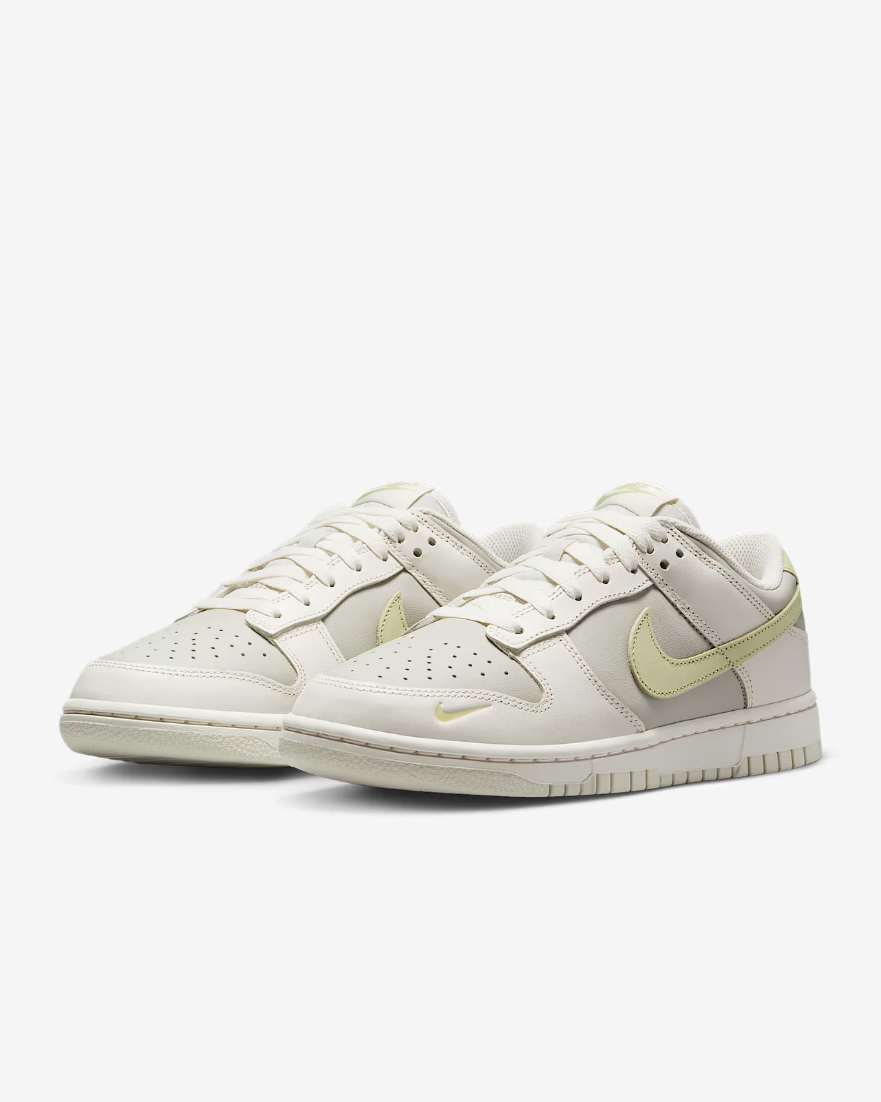 Nike Baskets Dunk Low beige/vert femme