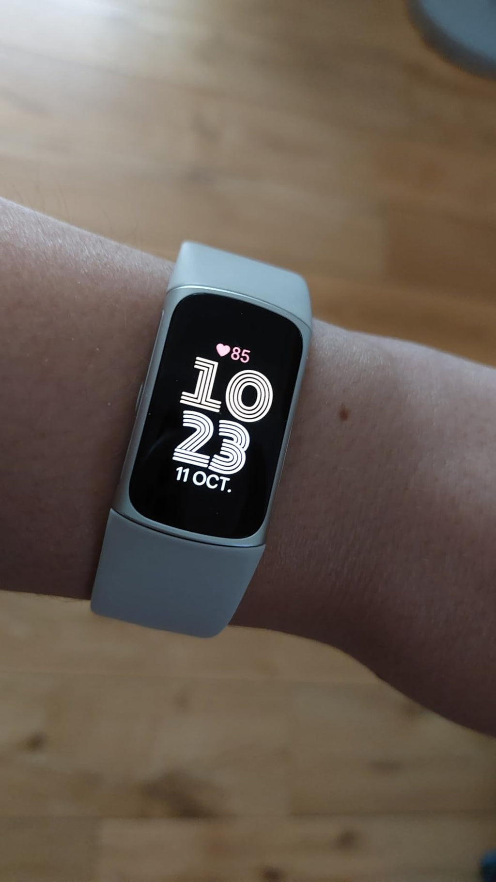 Fitbit Charge 6 Porcelaine/ Argent