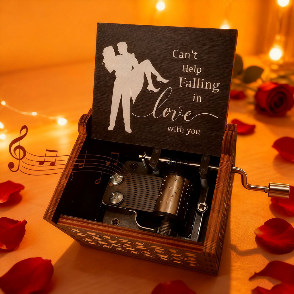 Alphynix 1 pièce Cadeau musical romantique, Boîte à musique en bois "Je ne peux pas m'empêcher de tomber amoureux" avec gravure de couple, Cadeau anniversaire Saint-Valentin