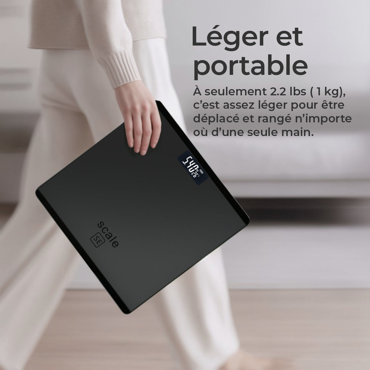 Sparoma AD-26 Pèse-personne électronique avec capacité de 180 kg, haute précision de 0,05 kg, verre trempé de 4 mm et écran LCD, gris-noir - Alimenté par 2 piles AAA (piles non incluses)