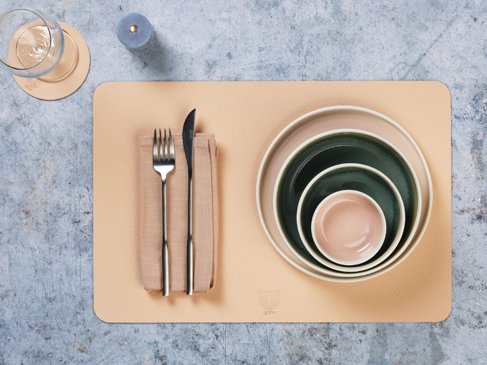 BJÖRN Lot de 6 sets de table rectangulaire réversible en cuir recyclé - Rose pâle et vert pâle