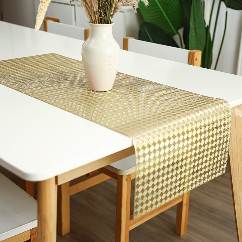 Set de table rectangulaire en PVC perforé, coussin de table antidérapant, set de table décoratif résistant à la chaleur, set de table imperméable et lavable, décoration centrale pour la table à manger (or), 4 pcs