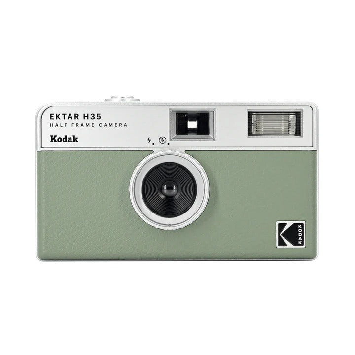 KODAK Appareil photo analogique Kodak EKTAR H35 au format moyen, 35 mm, réutilisable, sans mise au point, léger, facile à utiliser (Versa sauge) (Film et pile AAA non inclus)