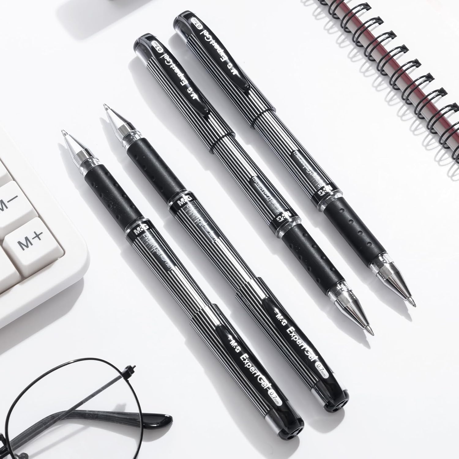 M&G ExpertGel Lot de 12 stylos gel à encre noire, pointe moyenne 0,7 mm et séchage rapide