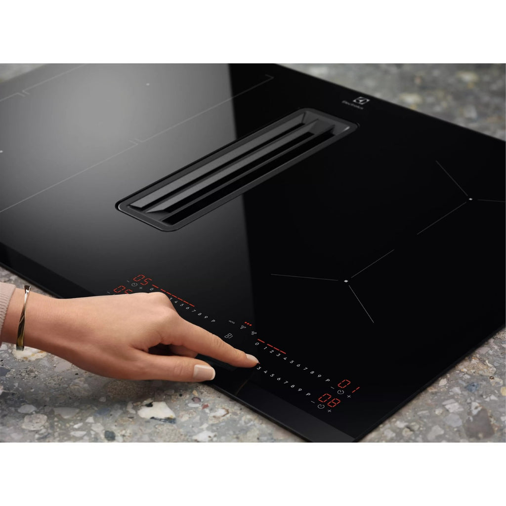 ELECTROLUX KCC84440 Plaque de cuisson à induction aspirante 80 cm - 4 zones - Noir - Classe A+