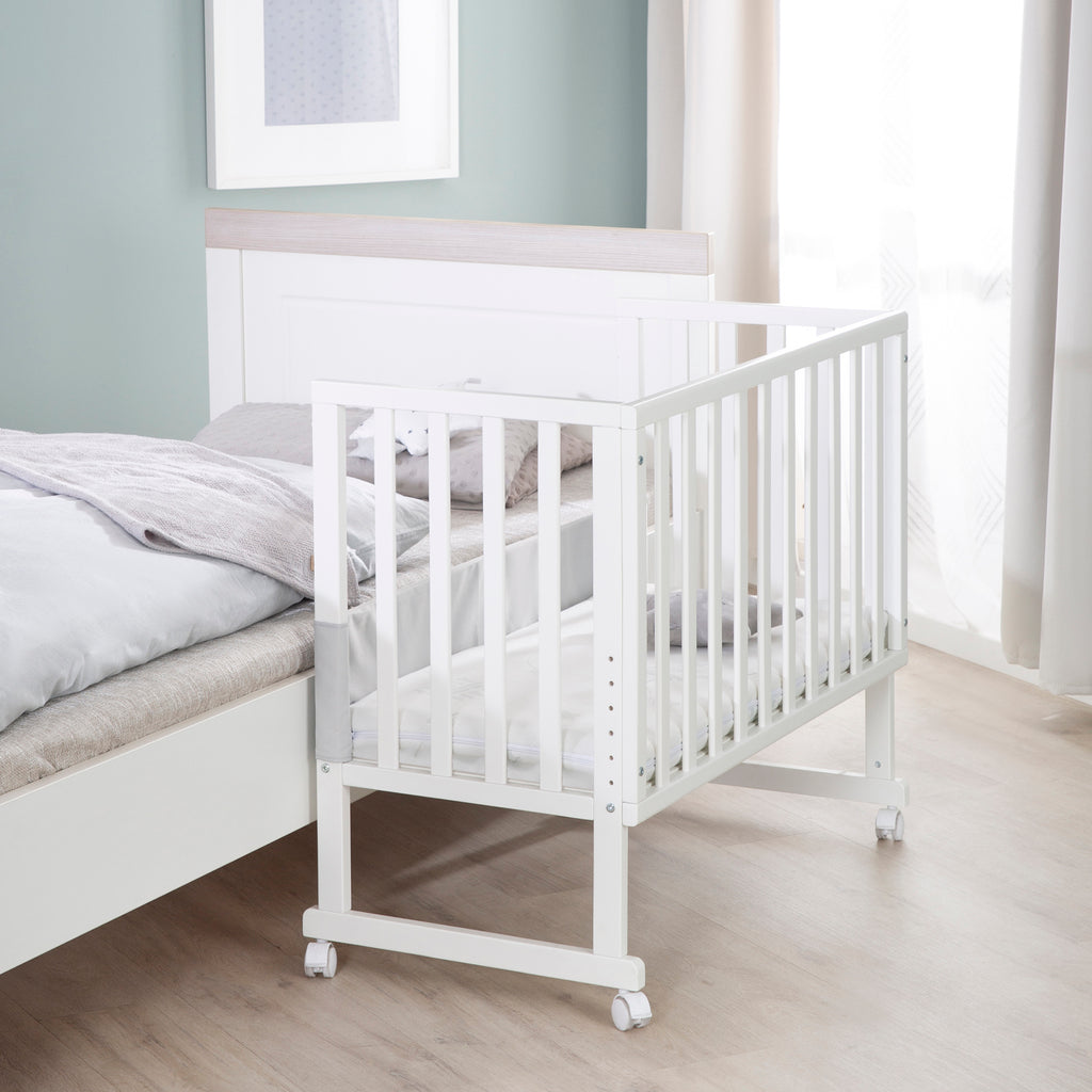 roba 3-en-1 Lit-bébé à coucher avec barrière de sécurité et matelas (Blanc)