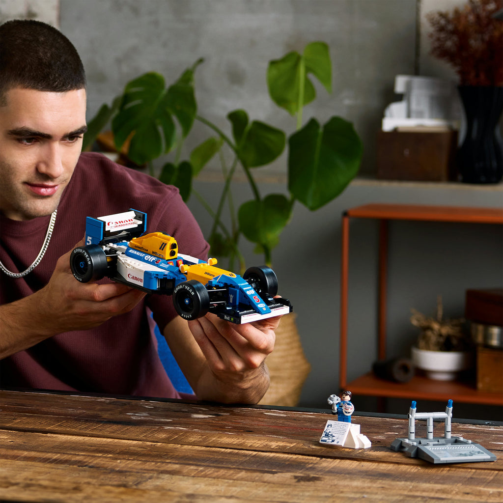 LEGO Icons Ensemble de Construction Williams Racing FW14B & Nigel Mansell