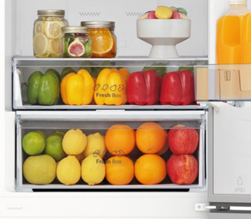 Hisense RB440N4AFC Réfrigérateur-Congélateur Combiné Capacité 336 Litres Noir