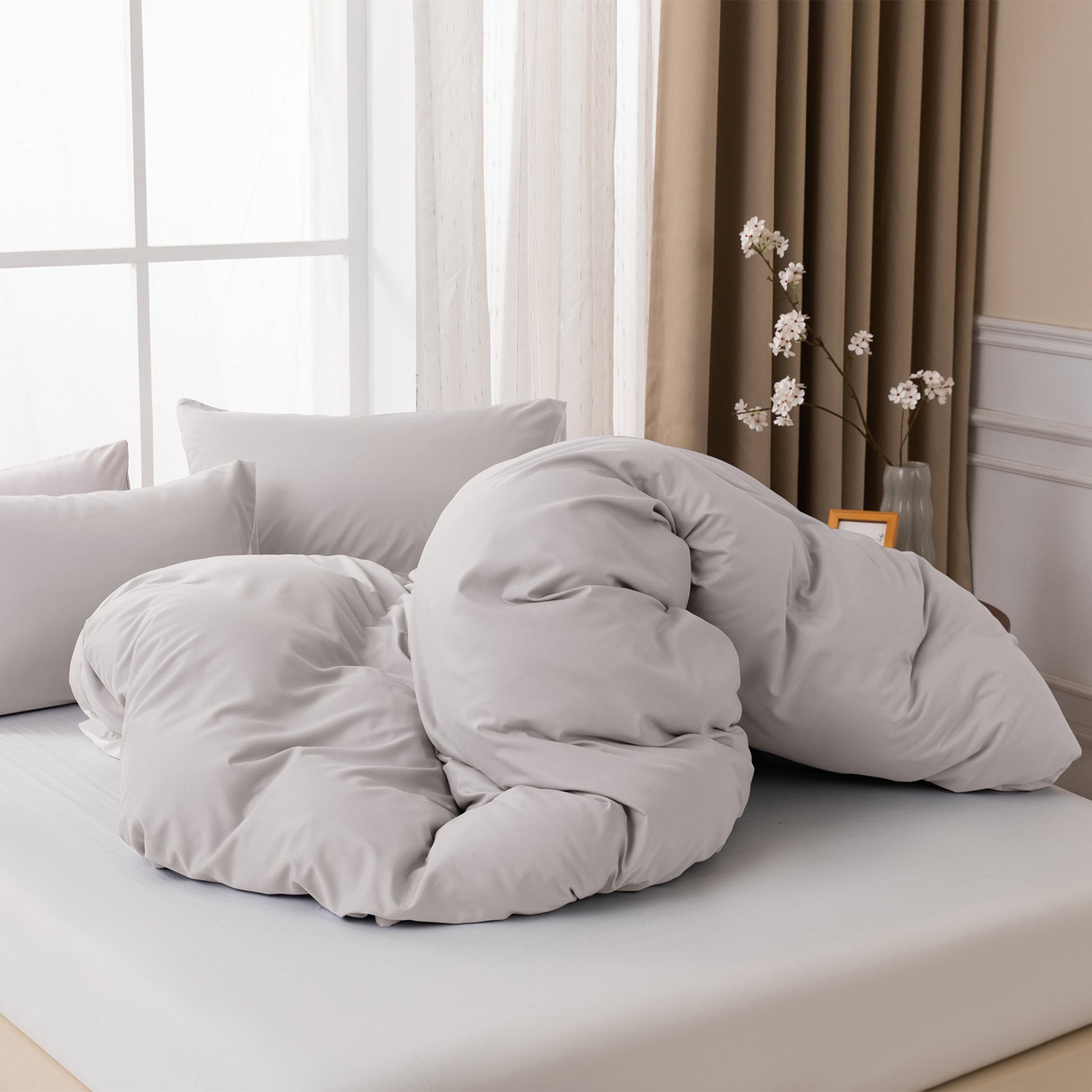 MENDALE Parure de housse de couette - Parure de lit haut de gamme - Housse de couette 200 x 200 cm avec taie d’oreiller 80 x 80 cm - Microfibre brossée douce - Blanc cassé et kaki