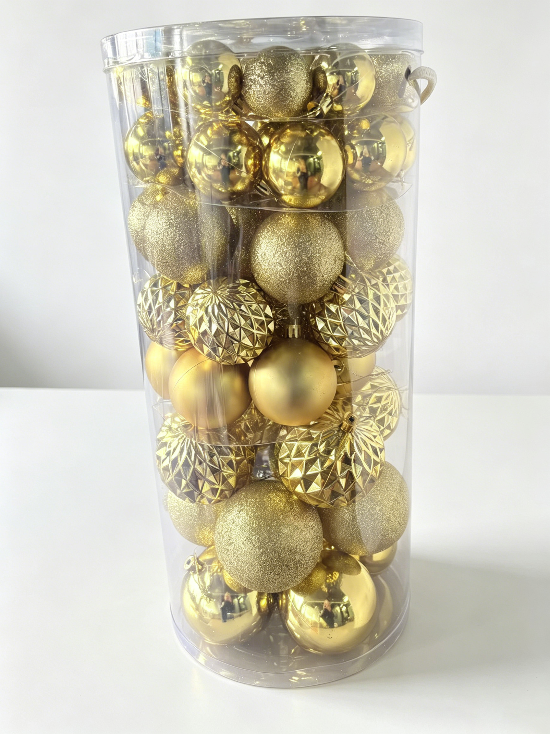 Ju7cer 66 boules de Noël dorées, mini boules de Noël en plastique incassable 4-8 cm, 4 tailles différentes de boules de Noël, convient pour la décoration intérieure et extérieure des fêtes de Noël