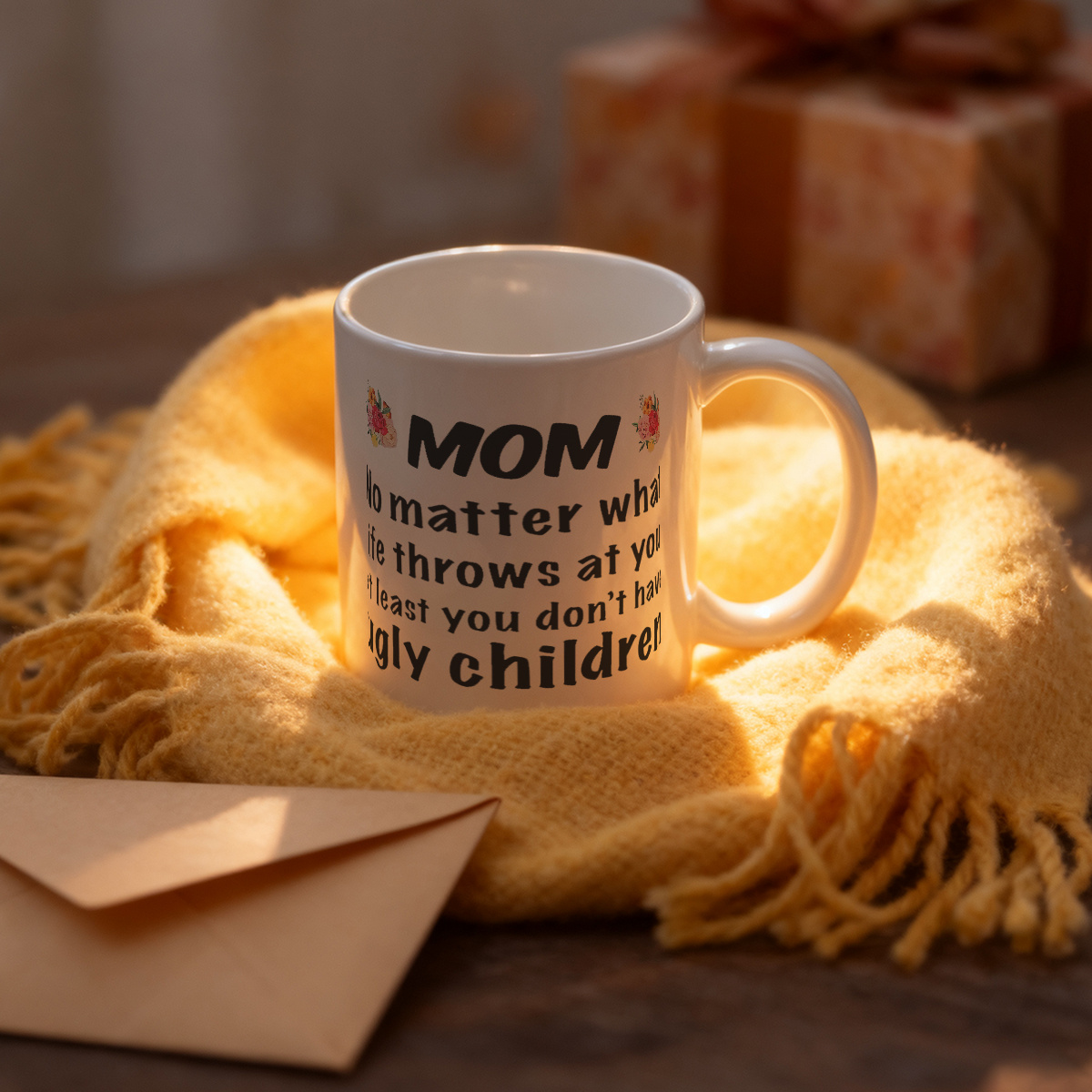 Alphynix Mug en céramique avec citation humoristique « No Matter What Life Throws At You, At Least ou Dont Have Ugly Children » - 33 cl