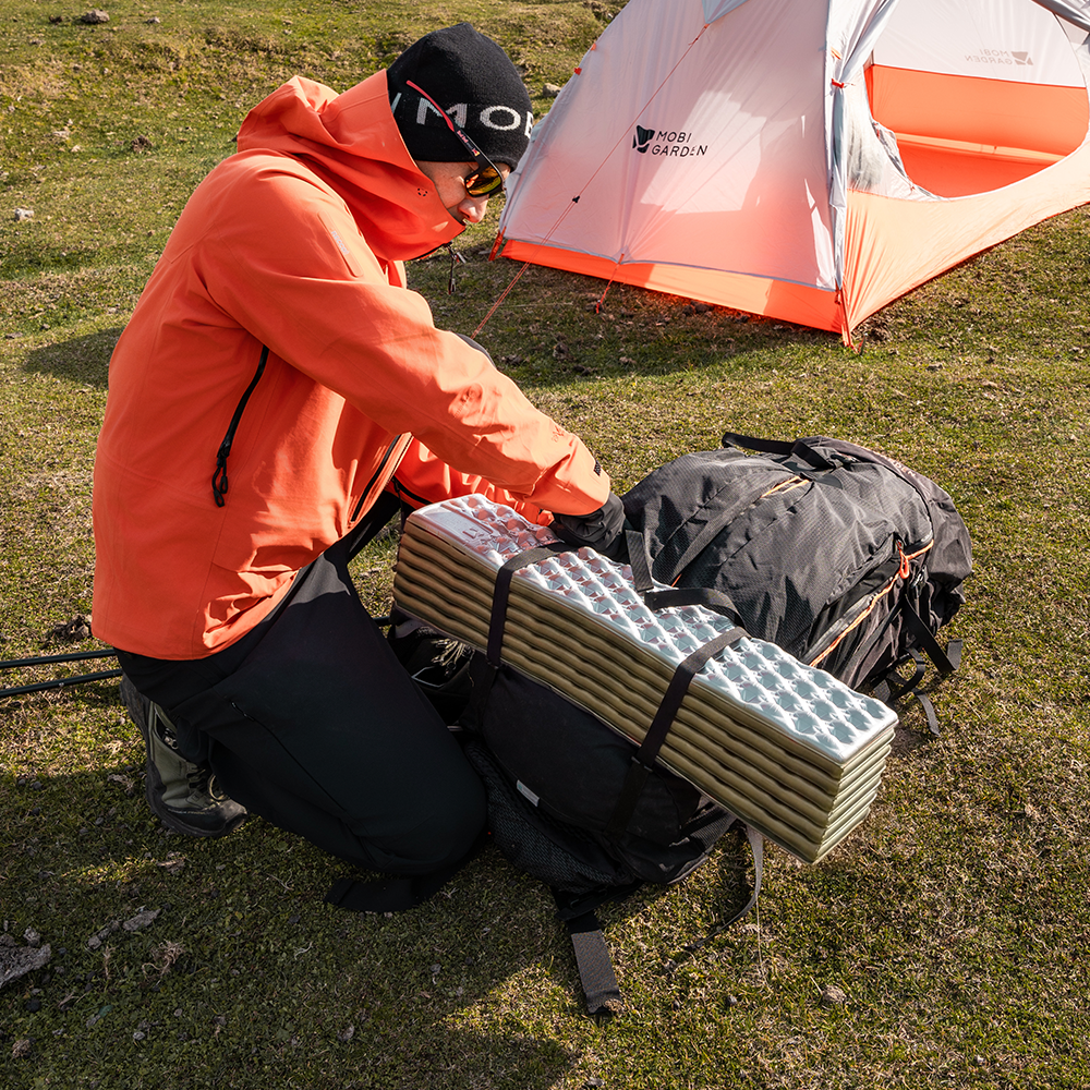 Mobi Garden, matelas de camping pliant pour 1 personne, coussin de sol en mousse à alvéoles, isolant et épaissi, vert, léger et portable, réversible, résistant à l'usure et aux perforations