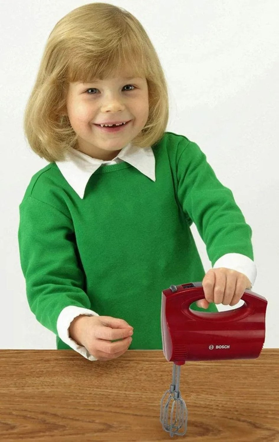 Theo Klein 9574 Bosch Batteur à main jouet, à piles avec fouets rotatifs, 19 x 7 x 12 cm, pour enfants dès 3 ans