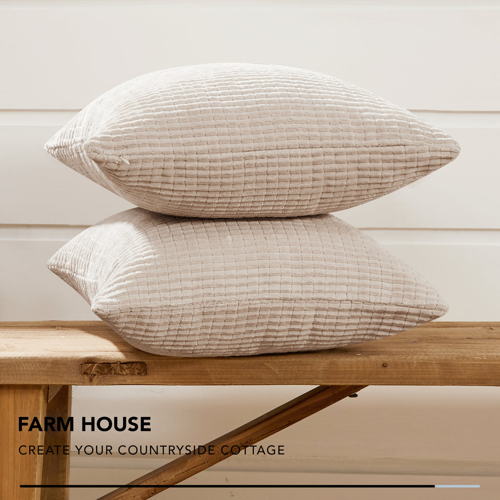 Deconovo Housse de coussin en velours coloris beige 45 x 45 cm - 1 pièce