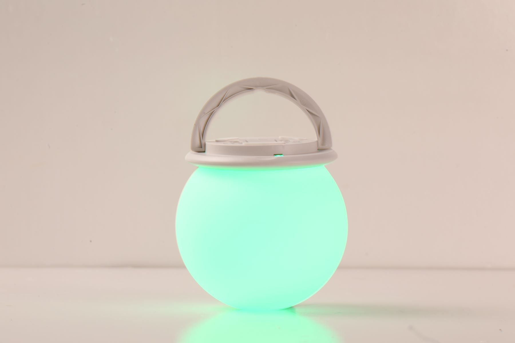 Lauvigo Veilleuse LED rechargeable avec minuterie, blanc chaud + 7 couleurs RGB, diminuabilité sans échelles, 0,9 W, 5 V-1 A, ABS + métal, pour chambre et chambre d'enfant