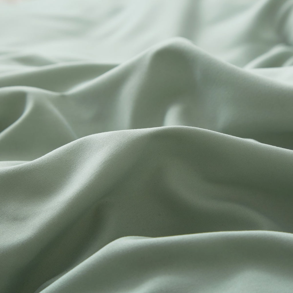 MEEALLHOME Parure de lit à pompons turquoise - 1 housse 200 x 200 cm et 2 taies 65 x 65 cm