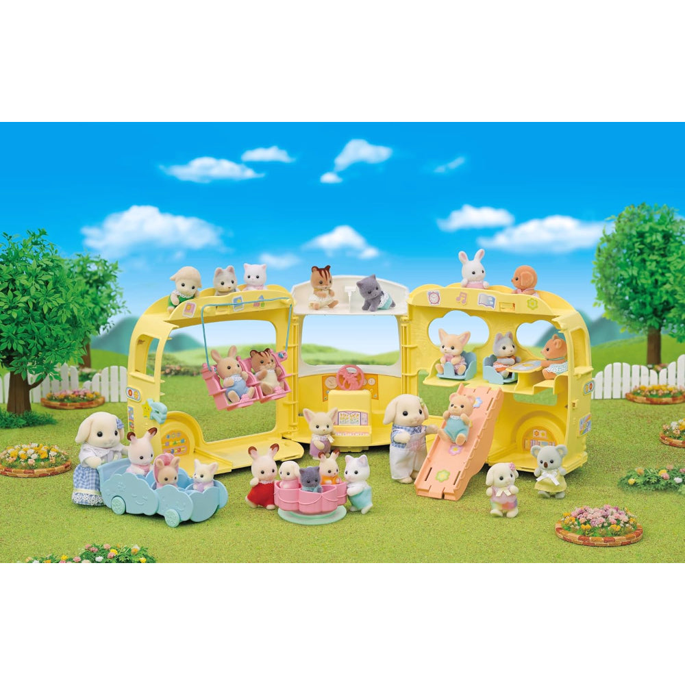 Sylvanian Families Coffret de Jeu Autobus de Crèche Amusant Arc-en-ciel