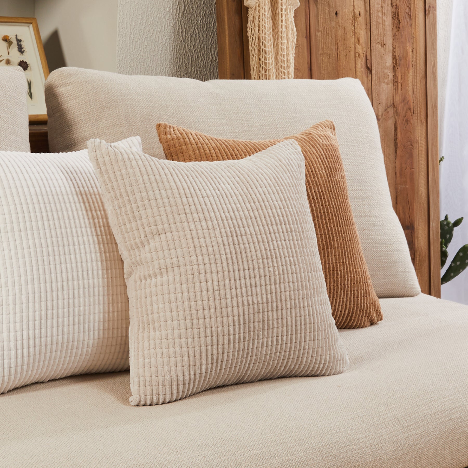 Deconovo Housse de coussin en velours coloris beige 45 x 45 cm - 1 pièce