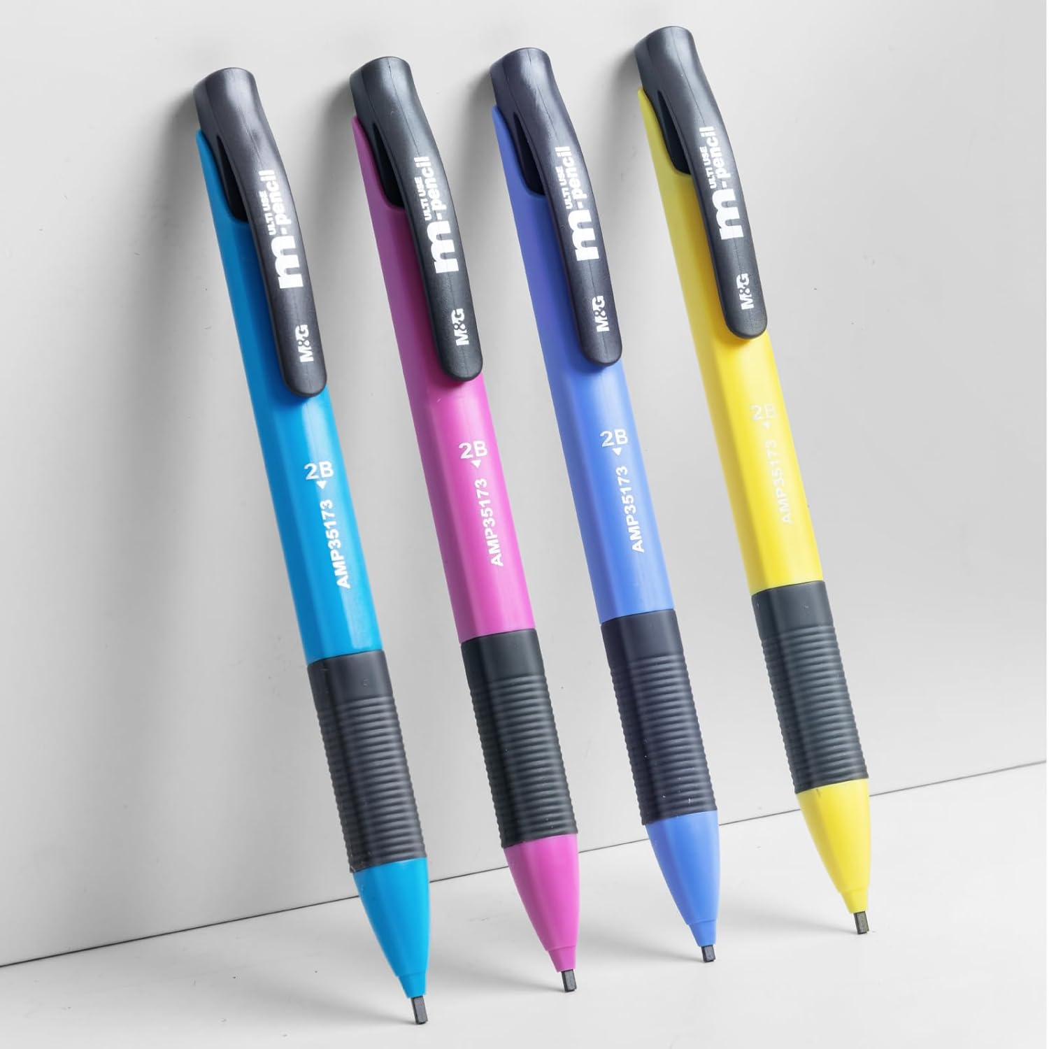 M&G Lot de 12 porte-mines 1,8 mm avec 12 mines 2B et 12 gommes
