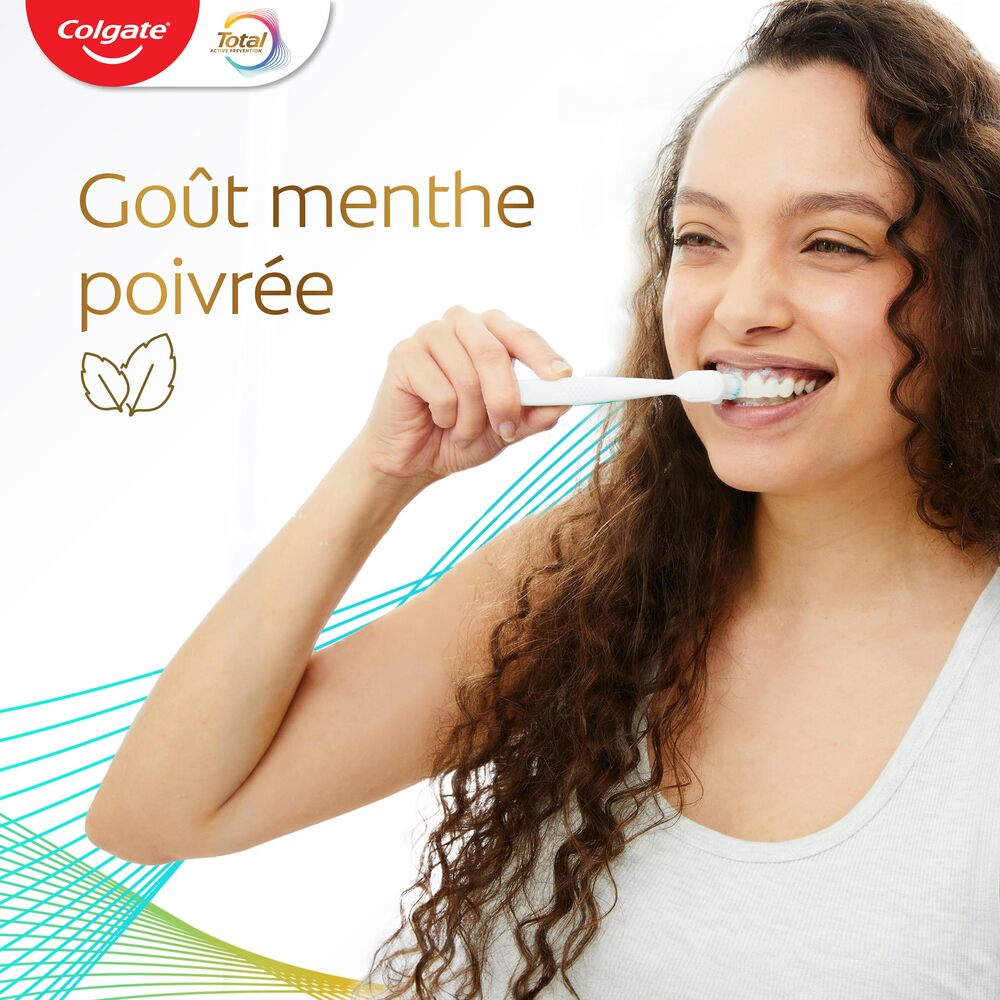 Colgate - Kit de voyage - Brosse + Dentifrice 20ml