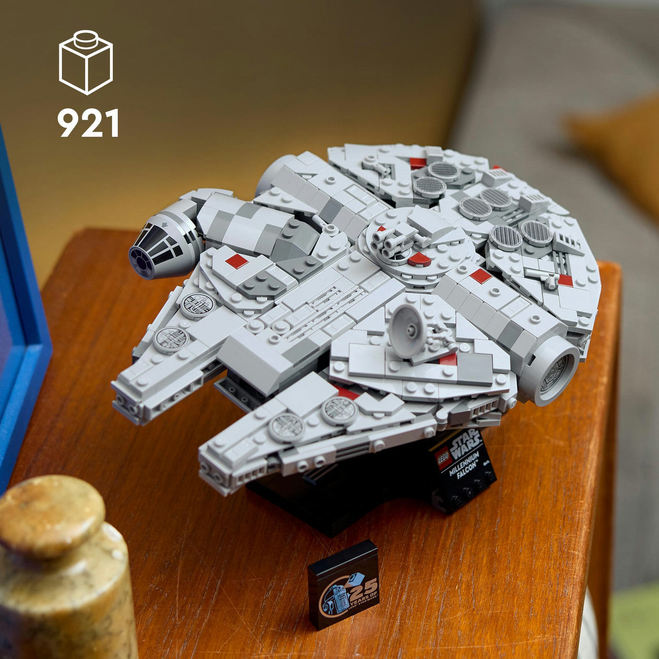 LEGO Star Wars Faucon Millénium Set de Construction Pack de 921