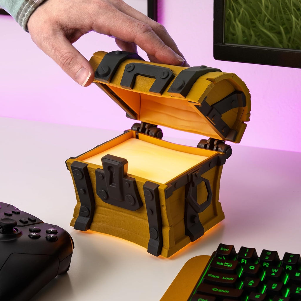 Coffre lumineux Fortnite avec sons du jeu - sous licence officielle - 14 cm - à piles