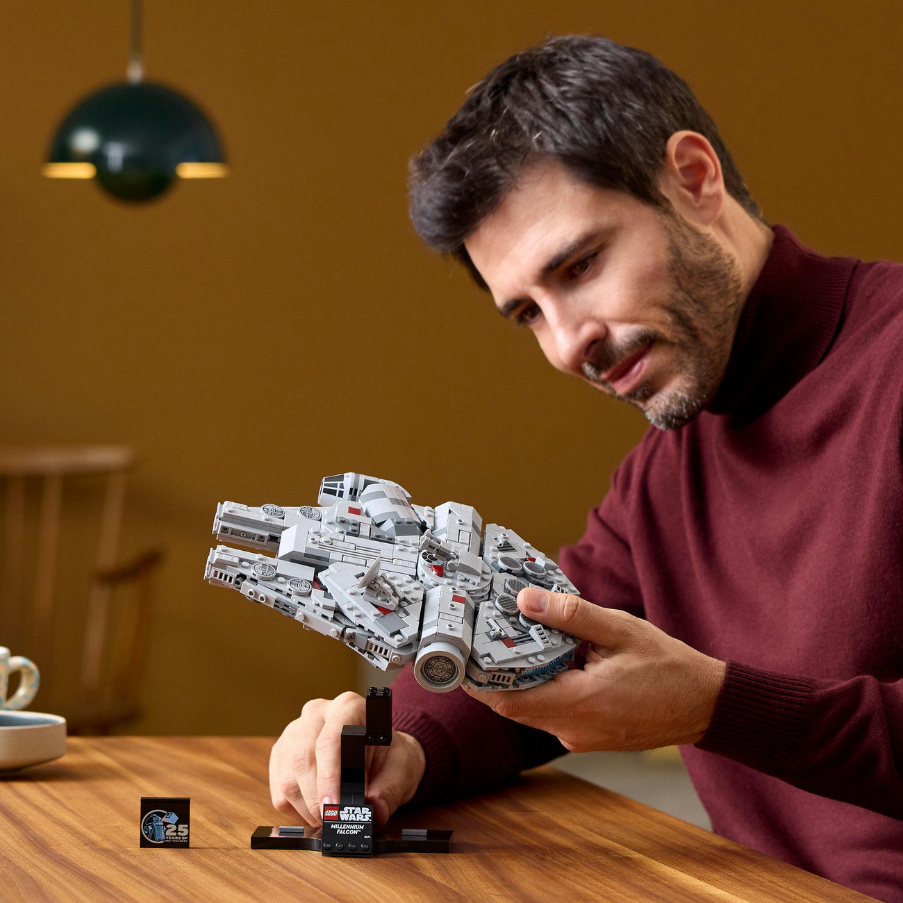 LEGO Star Wars Faucon Millénium Set de Construction Pack de 921